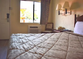 Knights Inn Mesa hotel thumbnail 3
