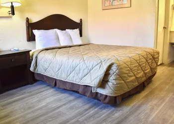 Knights Inn Mesa hotel thumbnail 4
