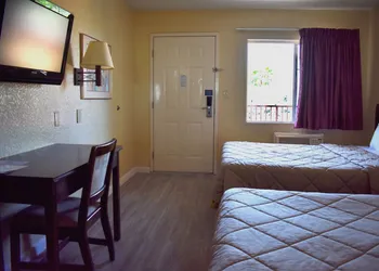 Knights Inn Mesa hotel thumbnail 8