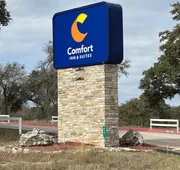 Comfort Inn & Suites Burnet hotel detail image 3