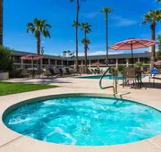 Howard Johnson by Wyndham Scottsdale Old Town hotel detail image 7