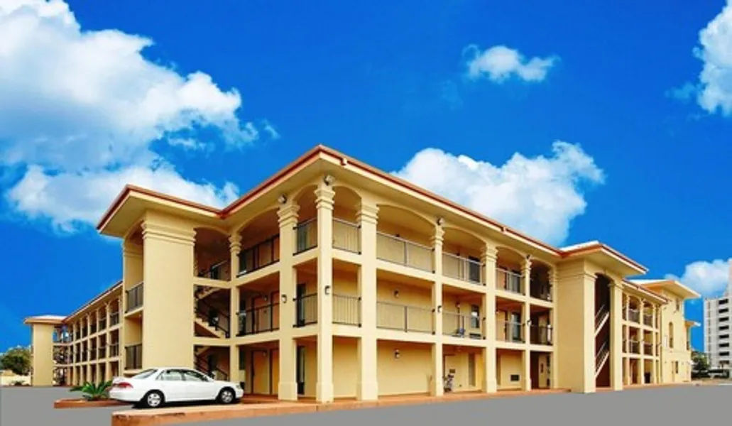Fairway Inn hotel detail image 2