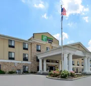 Holiday Inn Express & Suites Greenfield by IHG hotel detail image 3