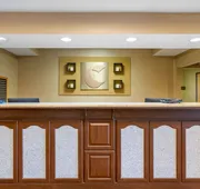 Comfort Suites South Haven near I-96 hotel detail image 3