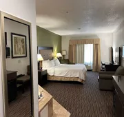 Holiday Inn Express & Suites Chicago-Deerfield/Lincolnshire by IHG hotel detail image 4