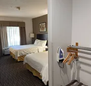 Holiday Inn Express & Suites Chicago-Deerfield/Lincolnshire by IHG hotel detail image 7