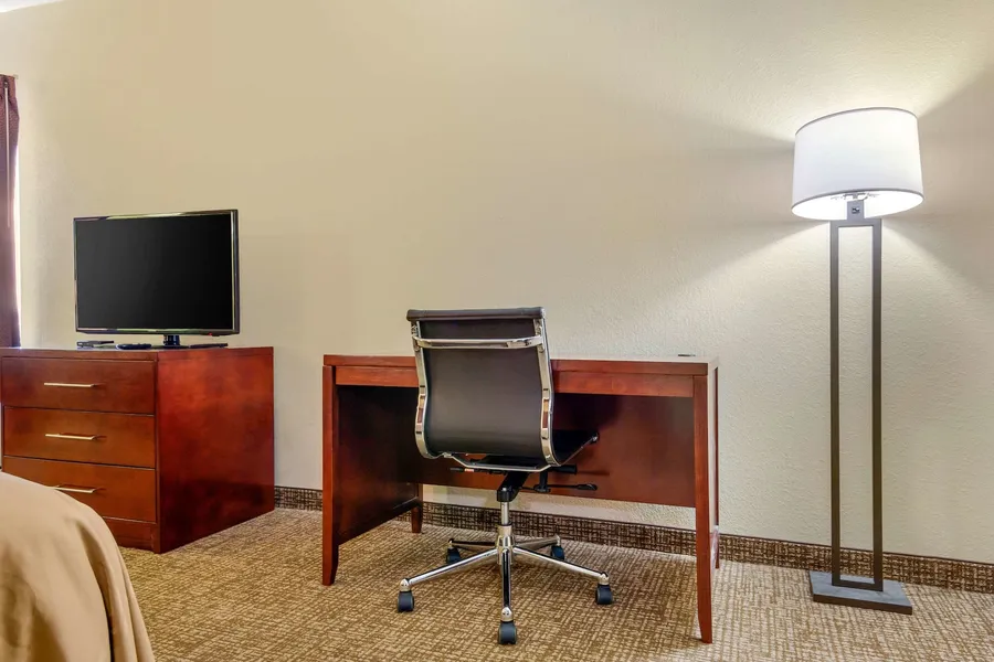 Quality Inn & Suites Olde Town hotel detail image 6