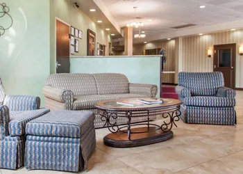 Clarion Inn Central hotel thumbnail 2