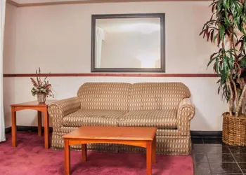 Clarion Inn Central hotel thumbnail 4