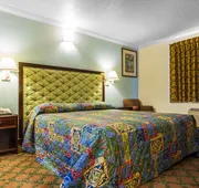 Econo Lodge hotel detail image 5