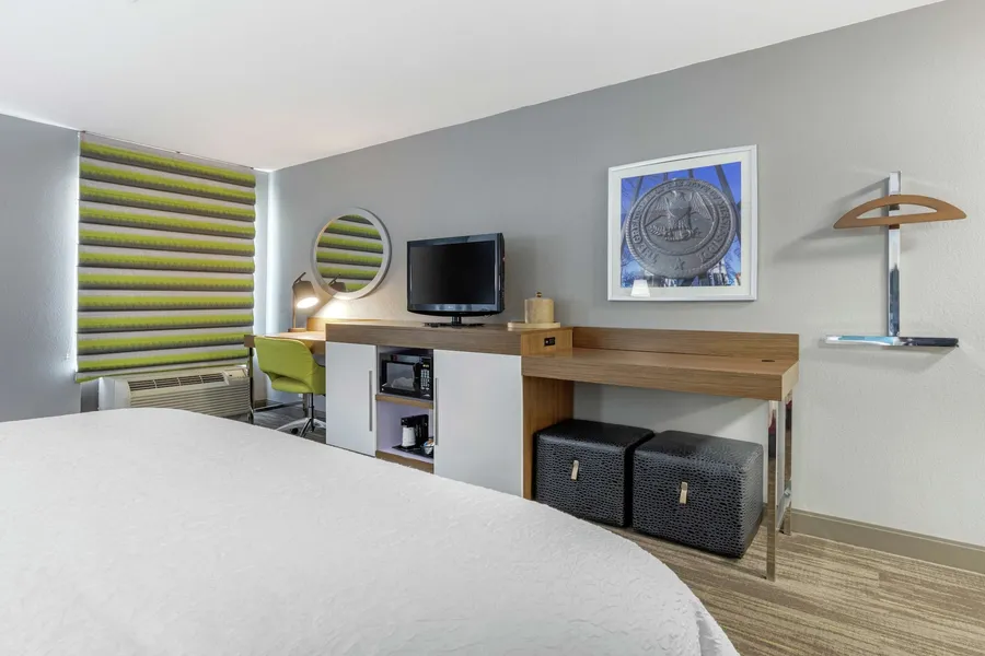 Hampton Inn Brookhaven hotel detail image 6