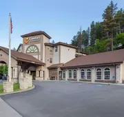 Comfort Inn & Suites Mt. Rushmore hotel detail image 3
