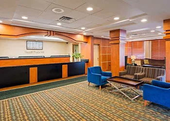 Valley Plaza Inn hotel thumbnail 5