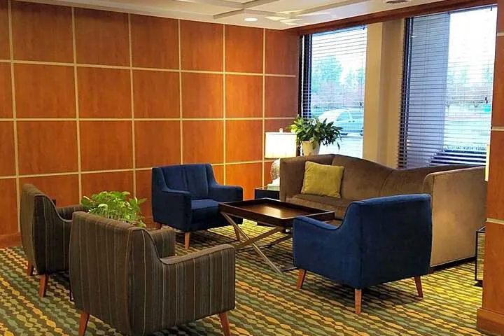 Valley Plaza Inn hotel detail image 6