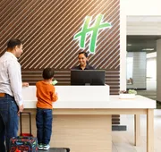 Holiday Inn & Suites Oakland Airport by IHG hotel detail image 4