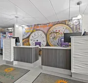La Quinta Inn & Suites by Wyndham Sturbridge hotel detail image 7