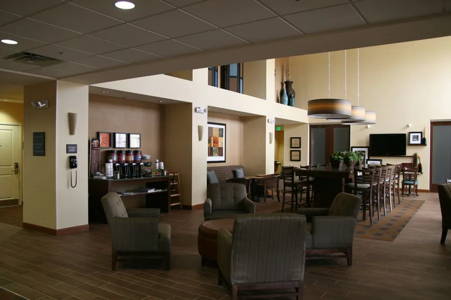 Hampton Inn & Suites Pueblo/North hotel detail image 2