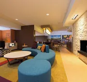 Fairfield Inn & Suites by Marriott Burlington hotel detail image 3