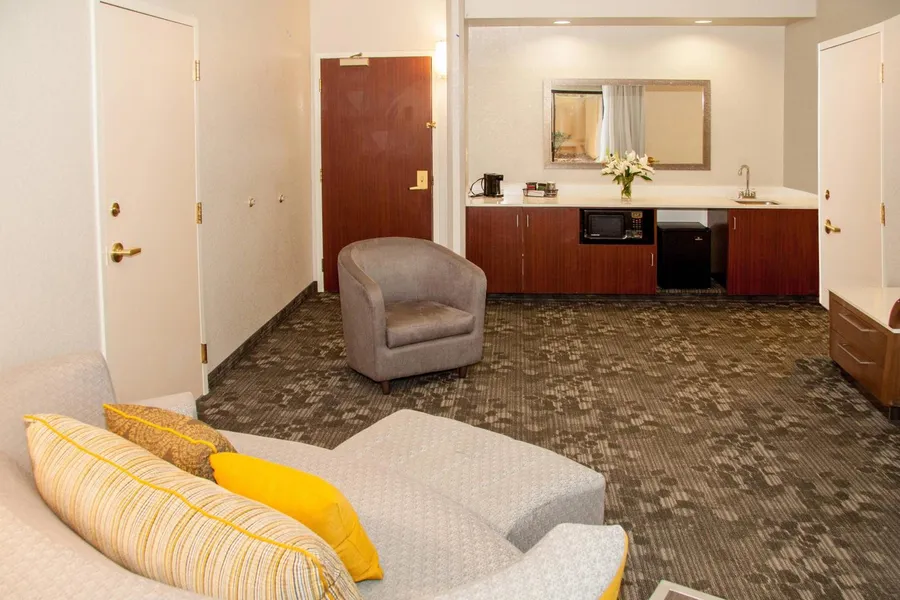 Courtyard by Marriott Rocky Mount hotel detail image 6