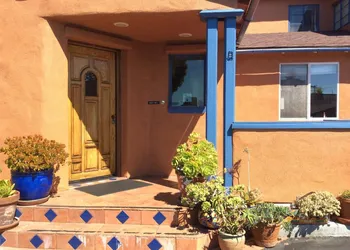 Los Padres Inn hotel thumbnail 5