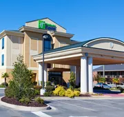 Holiday Inn Express Hotel & Suites CORDELE NORTH by IHG hotel detail image 5