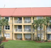 Parc Corniche Condominium Suite Hotel hotel detail image 3