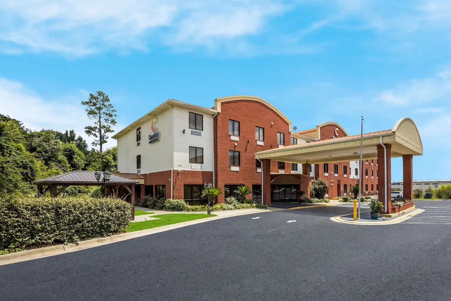 Comfort Inn & Suites Midway - Tallahassee West hotel detail image 2