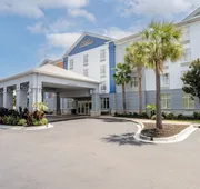 Holiday Inn Express & Suites Charleston - Northwoods by IHG hotel detail image 4