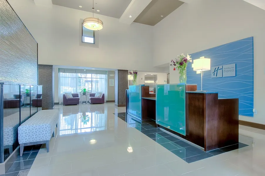 Holiday Inn Express & Suites Carlsbad Beach by IHG hotel detail image 6
