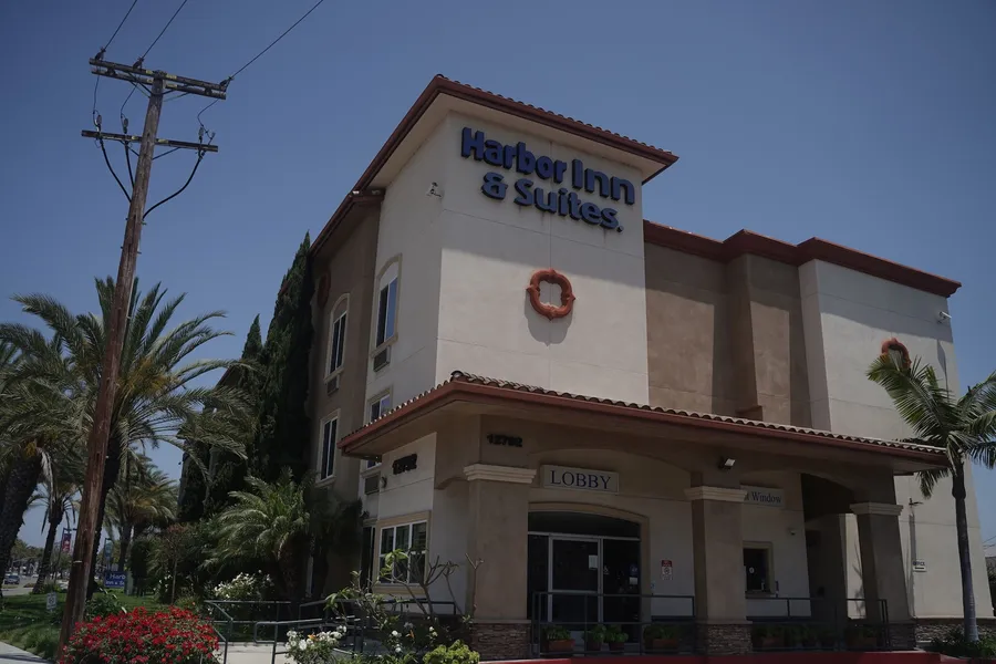 Harbor Inn & Suites hotel detail image 2