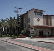 Harbor Inn & Suites hotel detail image 3