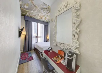 Hotel Indigo Brooklyn, an IHG hotel hotel thumbnail 6