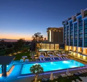VEA Newport Beach, A Marriott Resort & Spa hotel detail image 3