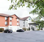 Holiday Inn Express & Suites Knoxville-North-I-75 Exit 112 by IHG hotel detail image 3