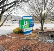 Holiday Inn Express & Suites Knoxville-North-I-75 Exit 112 by IHG hotel detail image 5