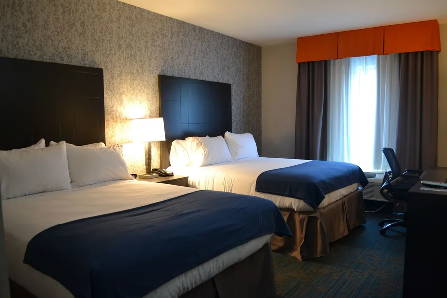 Holiday Inn Express Hotel & Suites Knoxville West -Papermill by IHG hotel detail image 2