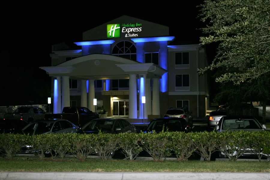 Holiday Inn Express Hotel & Suites Brooksville West by IHG hotel detail image 2