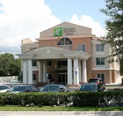 Holiday Inn Express Hotel & Suites Brooksville West by IHG hotel detail image 4