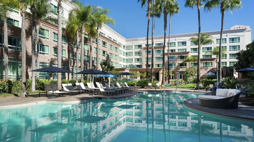 DoubleTree by Hilton San Diego - Del Mar hotel detail image 2
