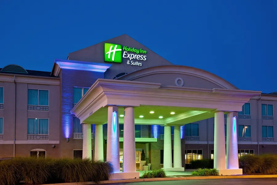 Holiday Inn Express Hotel & Suites Greenwood by IHG hotel detail image 2