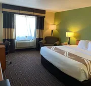 Quality Inn Bolingbrook I-55 hotel detail image 7