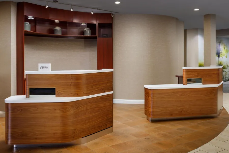 Courtyard by Marriott Roseville Galleria Mall/Creekside Ridge Drive hotel detail image 6