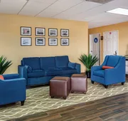 Comfort Inn & Suites Near Universal - N. Hollywood - Burbank hotel detail image 7