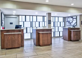 Crowne Plaza Chicago-Northbrook By IHG hotel thumbnail 3