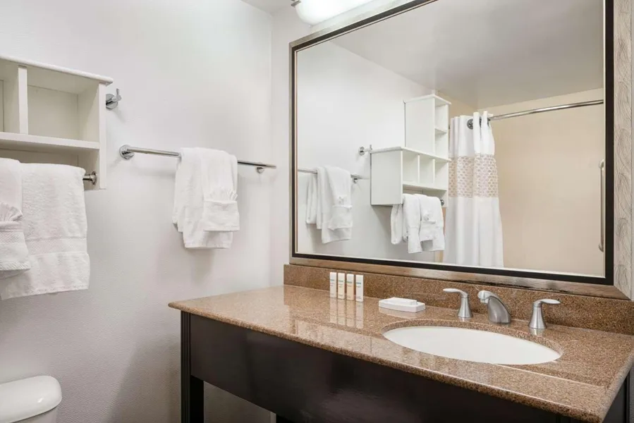 Hampton Inn Boulder - Louisville hotel detail image 6