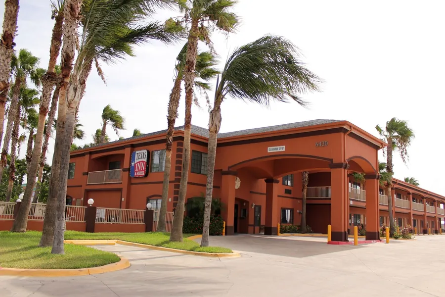 Texas Inn and Suites McAllen at La Plaza Mall and Airport hotel detail image 2