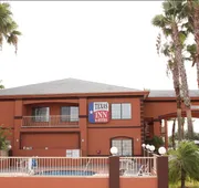 Texas Inn and Suites McAllen at La Plaza Mall and Airport hotel detail image 5