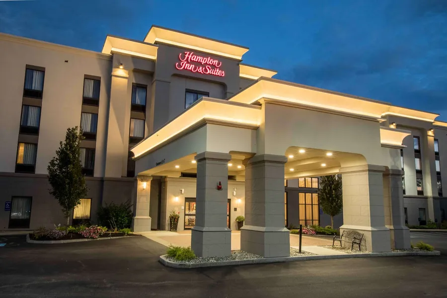 Hampton Inn & Suites Tilton hotel detail image 2