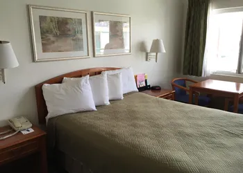 Travelodge by Wyndham Hollywood-Vermont/Sunset hotel thumbnail 5