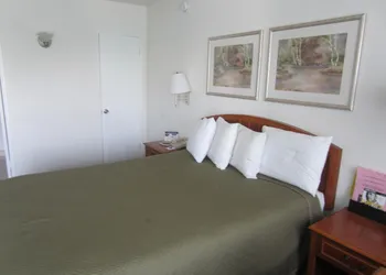 Travelodge by Wyndham Hollywood-Vermont/Sunset hotel thumbnail 8